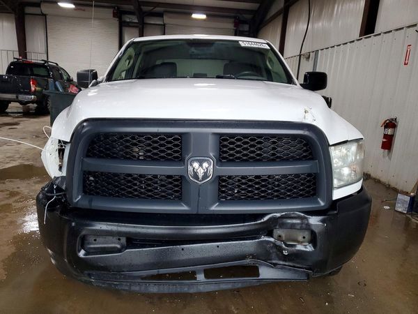 2018 RAM 2500 ST CREW CAB 4X4