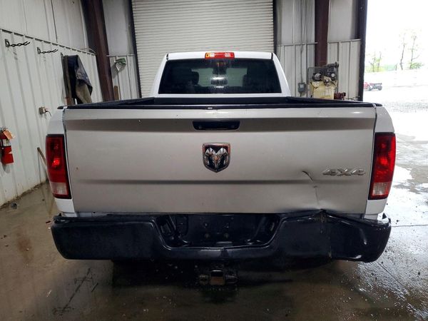 2018 RAM 2500 ST CREW CAB 4X4