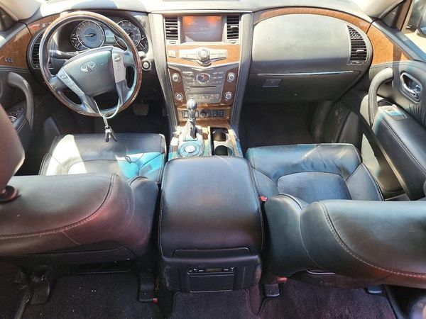 2017 INFINITI QX80