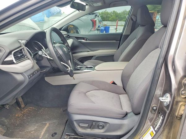 2024 TOYOTA CAMRY LE — DENT