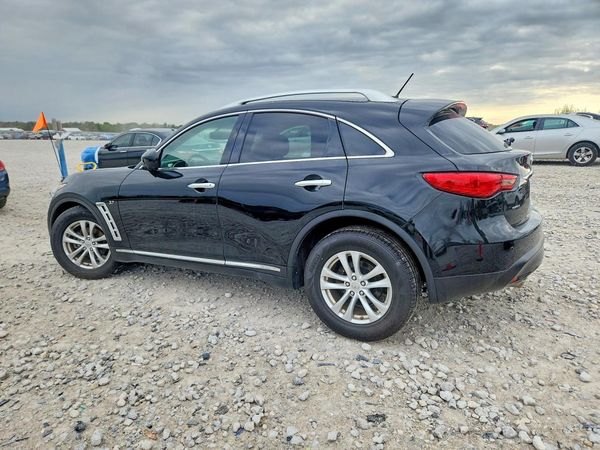 2017 INFINITI QX70