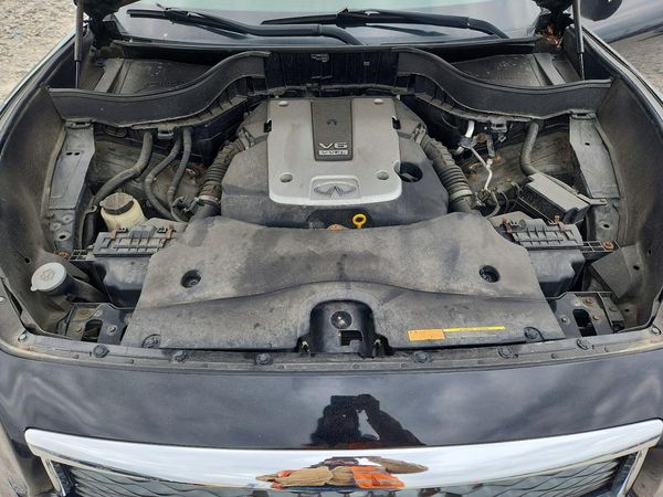 2017 INFINITI QX70