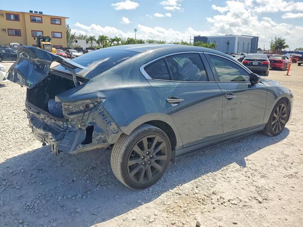 2024 MAZDA 3 Preferred Package