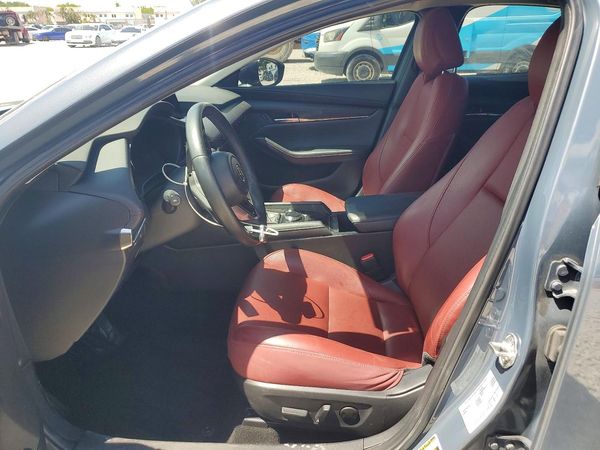 2024 MAZDA 3 Preferred Package