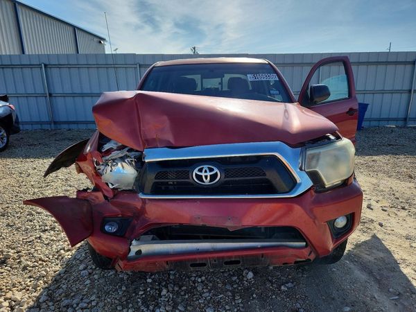 2014 TOYOTA TACOMA Delux Grade — Engine bay