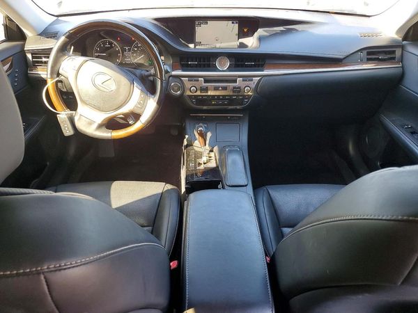 2015 LEXUS ES
