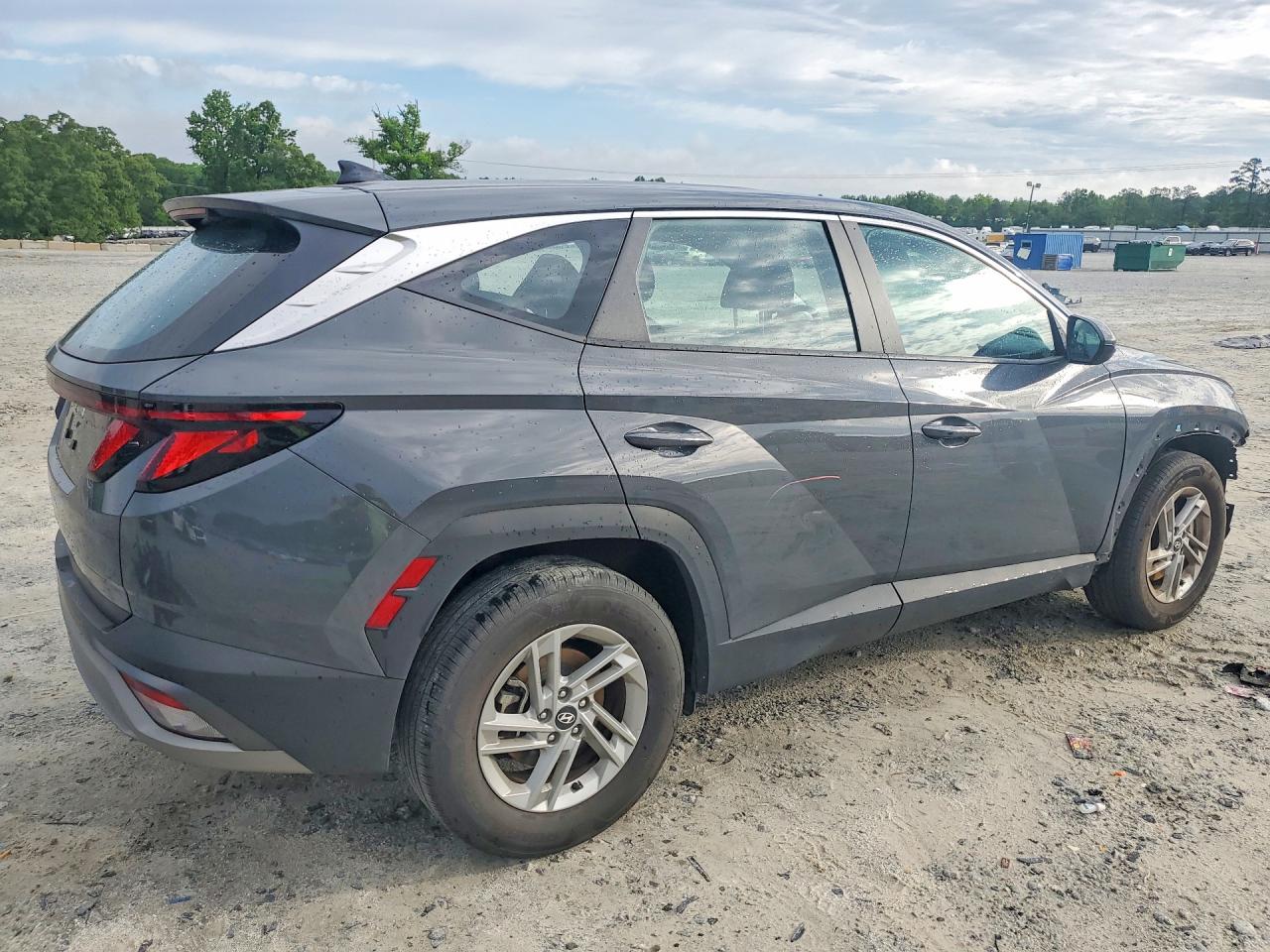 2025 HYUNDAI TUCSON SE