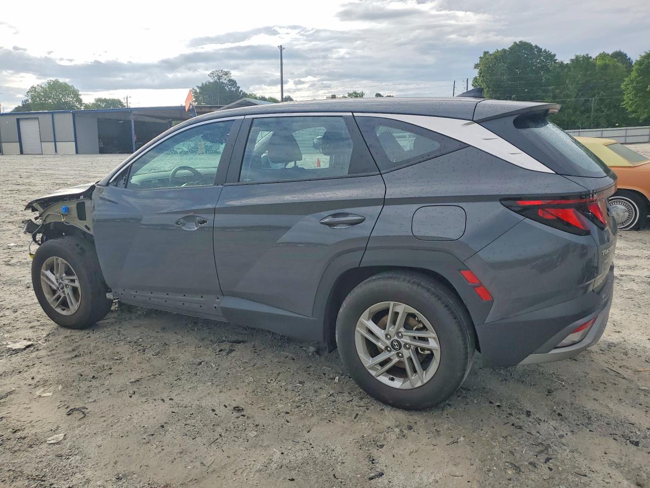 2025 HYUNDAI TUCSON SE