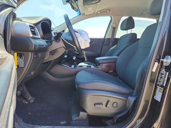 2018 KIA SORENTO L, LX