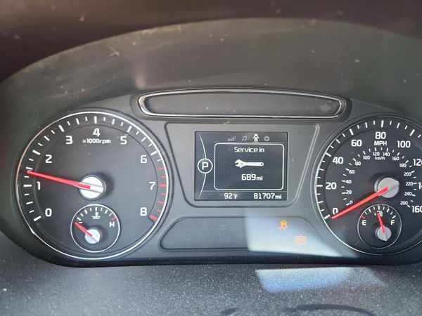 2018 KIA SORENTO L, LX