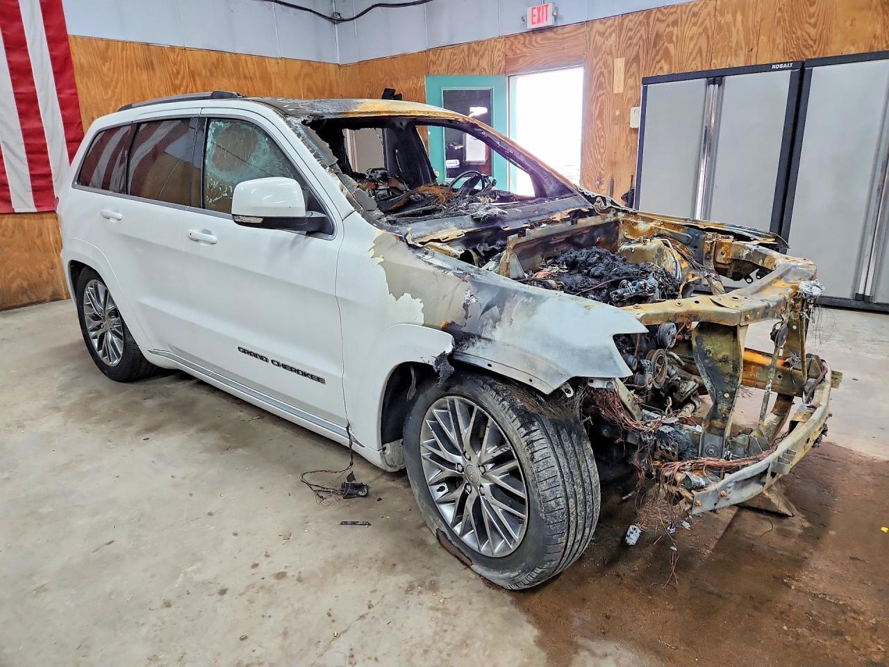2018 JEEP GRAND CHEROKEE SUMMIT 4X4