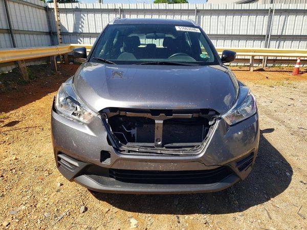 2019 NISSAN KICKS