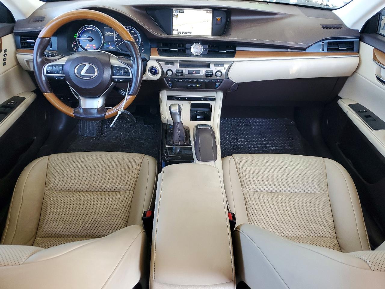2016 LEXUS ES 300h