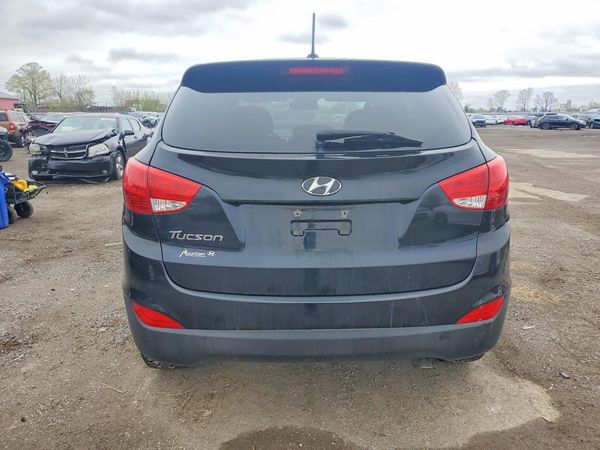 2015 HYUNDAI TUCSON GL (Middle-Low)