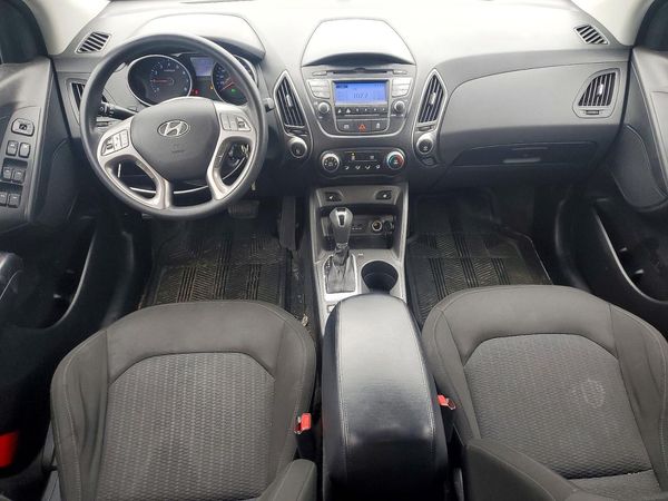 2015 HYUNDAI TUCSON GL (Middle-Low)