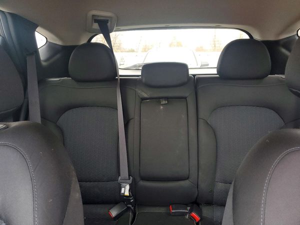 2015 HYUNDAI TUCSON GL (Middle-Low)