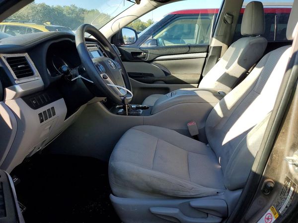 2018 TOYOTA HIGHLANDER LE — DENT