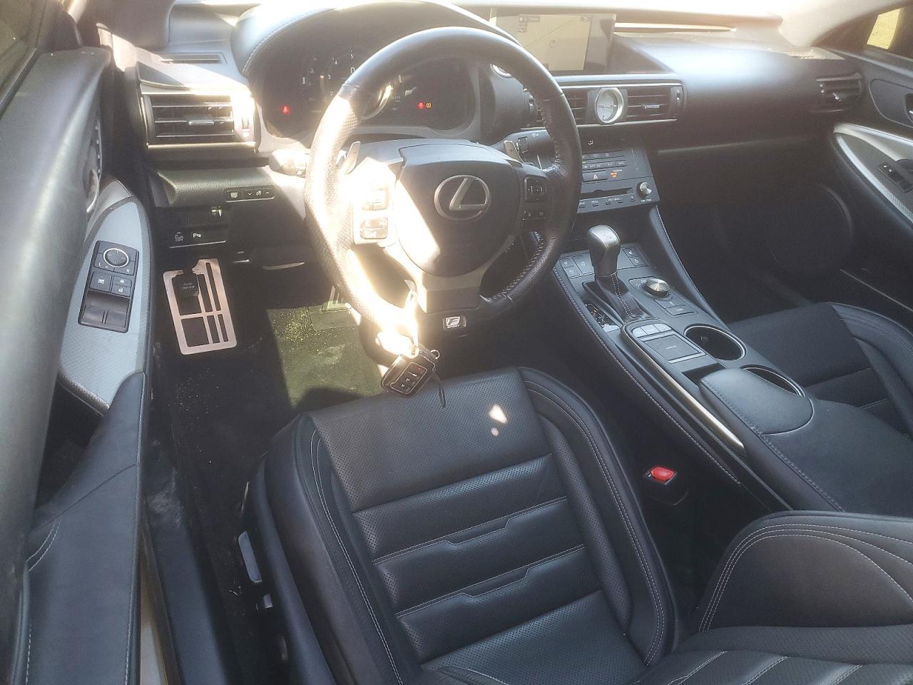 2016 LEXUS RC 300