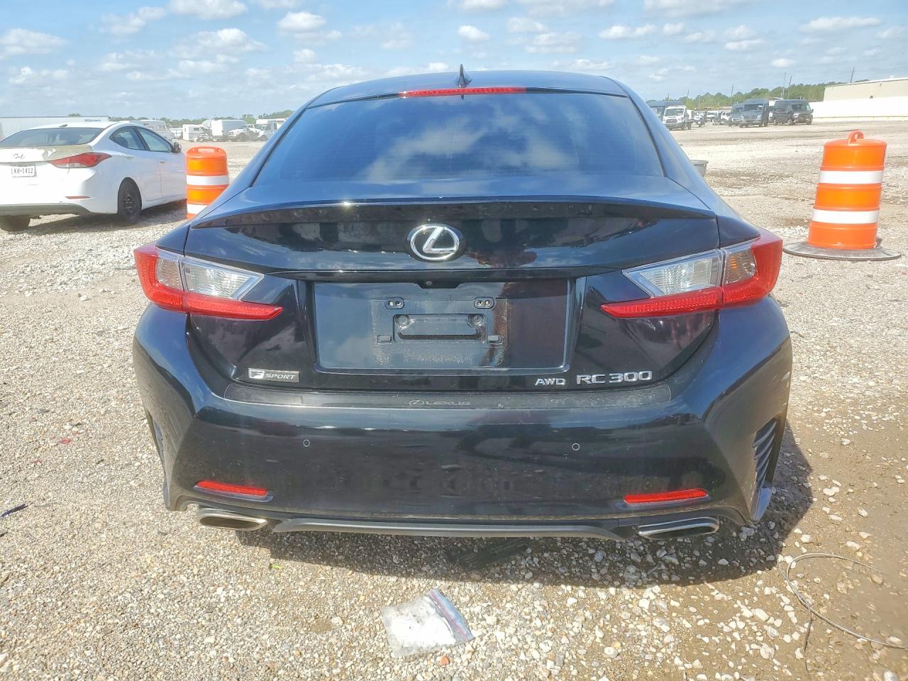2016 LEXUS RC 300