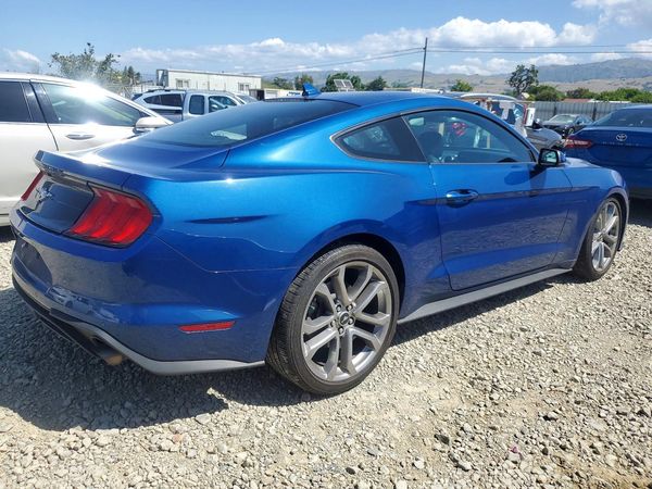 2022 FORD MUSTANG I4 Coupe