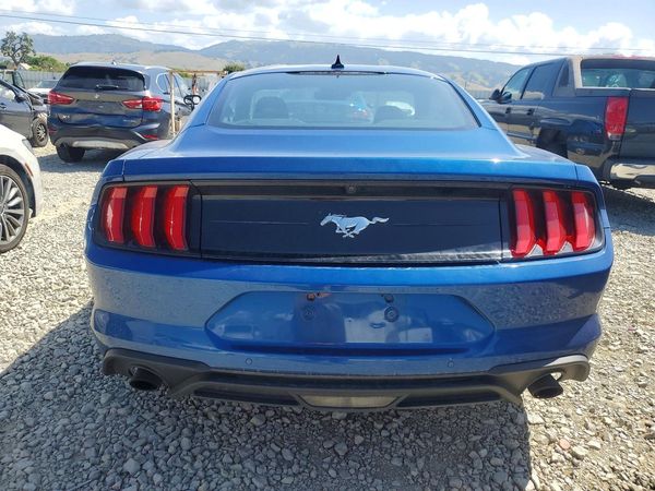 2022 FORD MUSTANG I4 Coupe