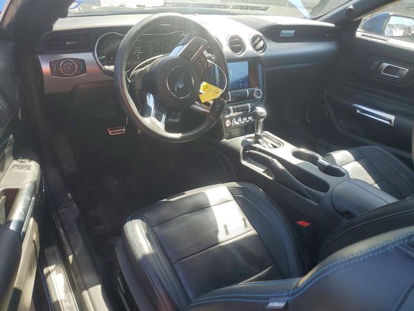 2022 FORD MUSTANG I4 Coupe