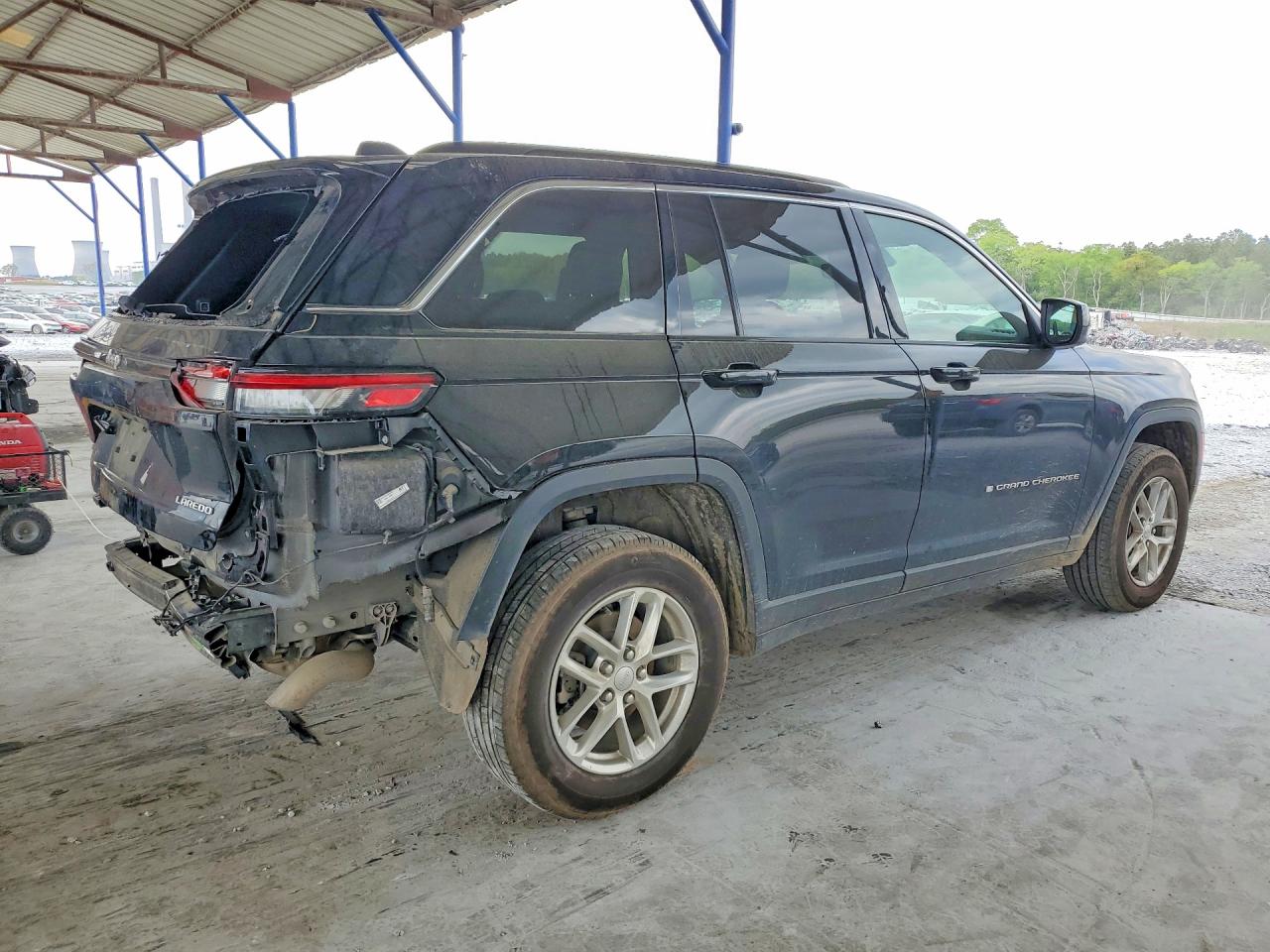 2024 JEEP GRAND CHEROKEE LAREDO 4X4