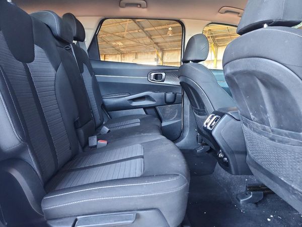 2023 KIA SORENTO LX