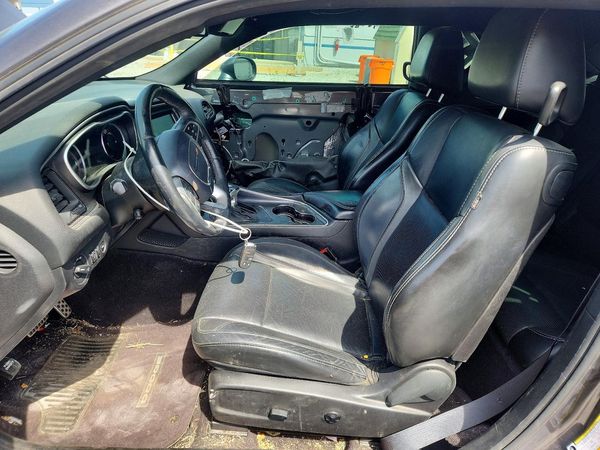 2016 DODGE CHALLENGER SXT