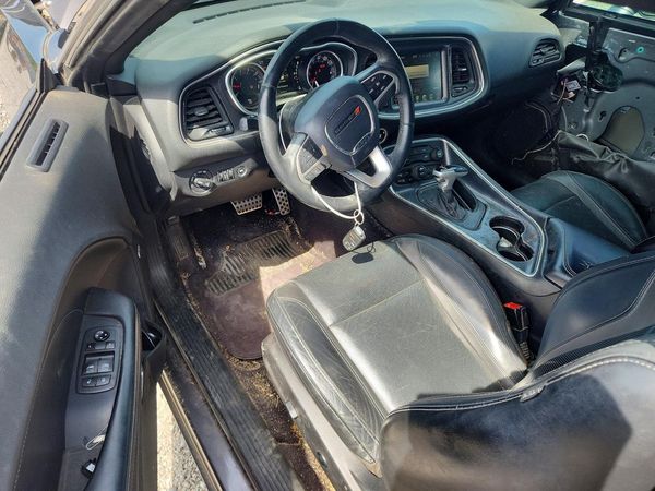 2016 DODGE CHALLENGER SXT