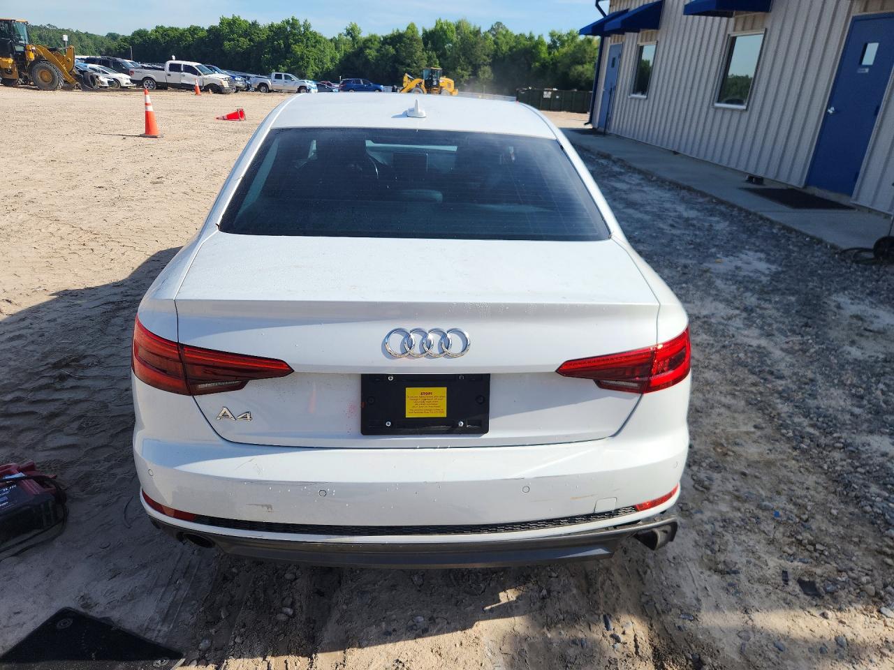 2017 AUDI A4