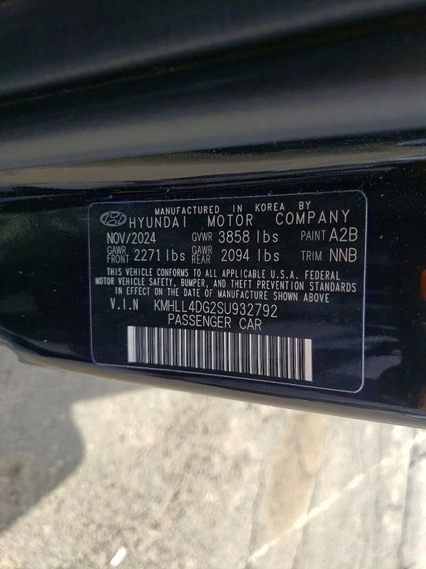 2025 HYUNDAI ELANTRA