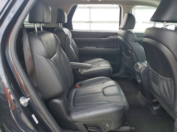 2021 HYUNDAI PALISADE SEL w/ Premium Pkg