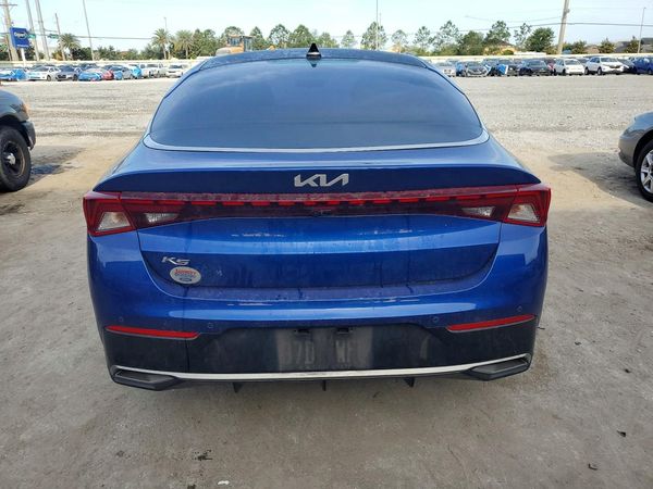2022 KIA K5 EX