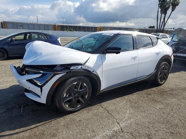 2025 KIA EV6