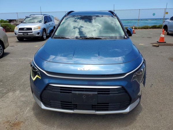 2023 KIA NIRO EX