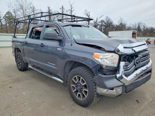 2014 TOYOTA TUNDRA SR5
