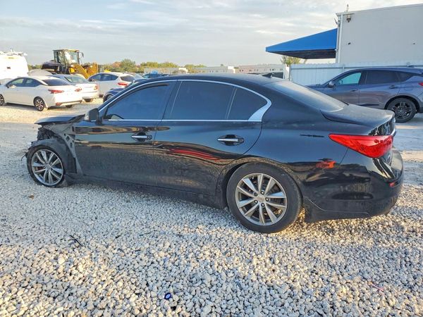 2017 INFINITI Q50