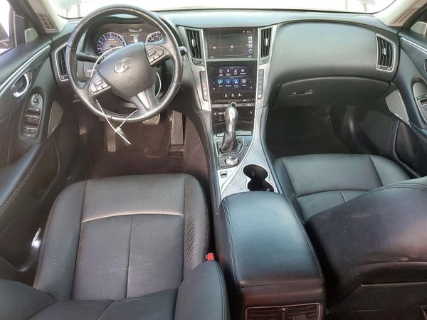 2017 INFINITI Q50