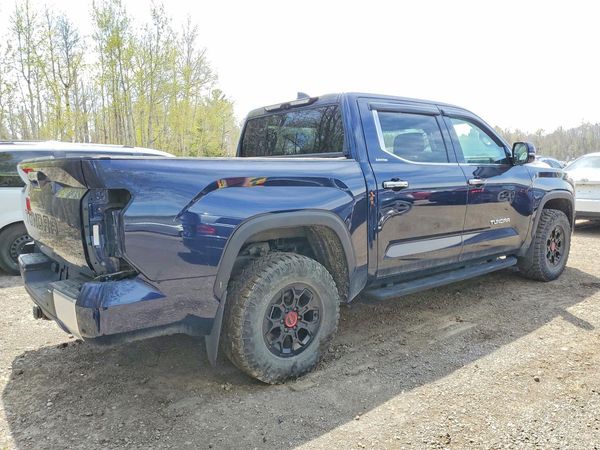 2022 TOYOTA TUNDRA Limited