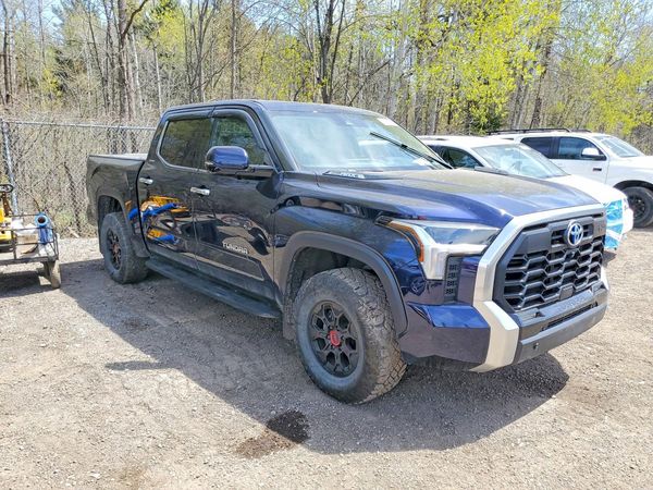 2022 TOYOTA TUNDRA Limited