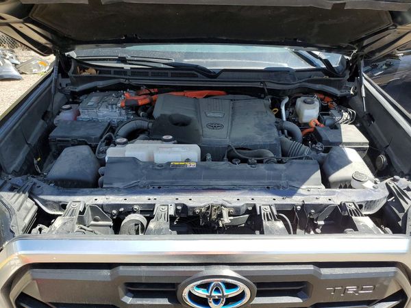 2022 TOYOTA TUNDRA Limited