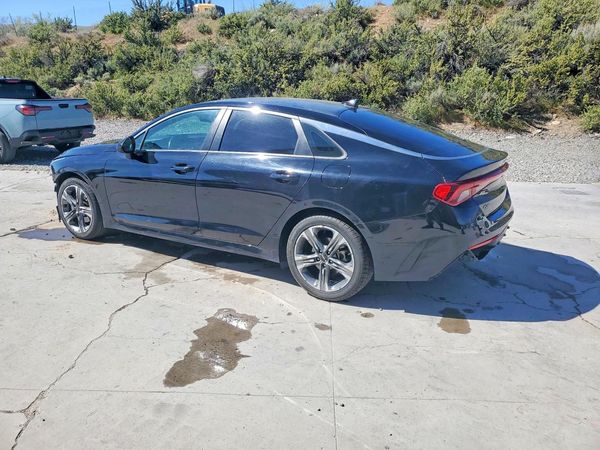 2022 KIA K5
