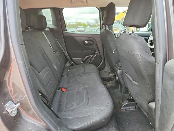 2019 JEEP RENEGADE LATITUDE 4X4