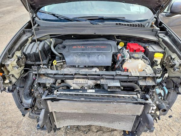 2019 JEEP RENEGADE LATITUDE 4X4