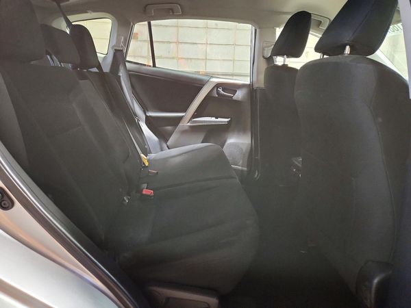 2015 TOYOTA RAV4 LE (X Grade)
