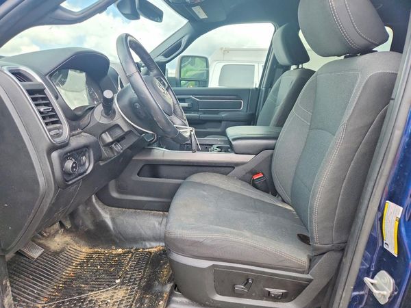 2024 RAM 3500 BIG HORN CREW CAB 4X4
