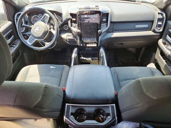 2024 RAM 3500 BIG HORN CREW CAB 4X4