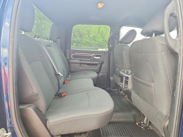 2024 RAM 3500 BIG HORN CREW CAB 4X4