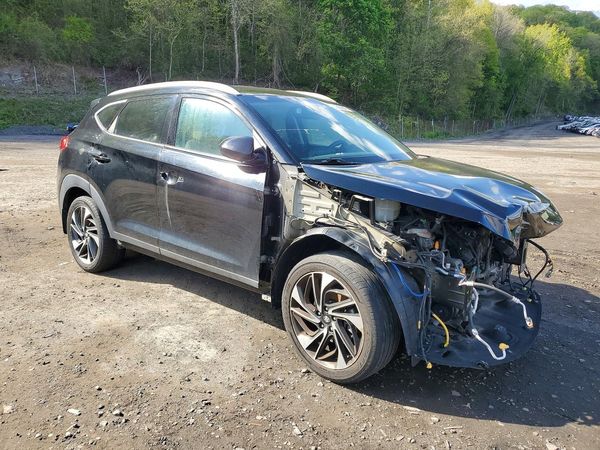 2020 HYUNDAI TUCSON — Passenger 3/4